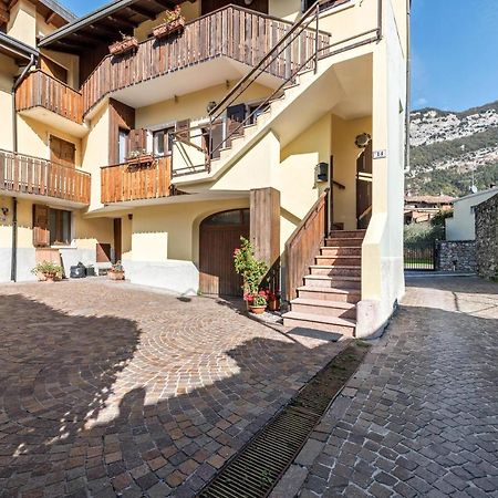 Apartamento Casa Forni Torbole Sul Garda Exterior foto
