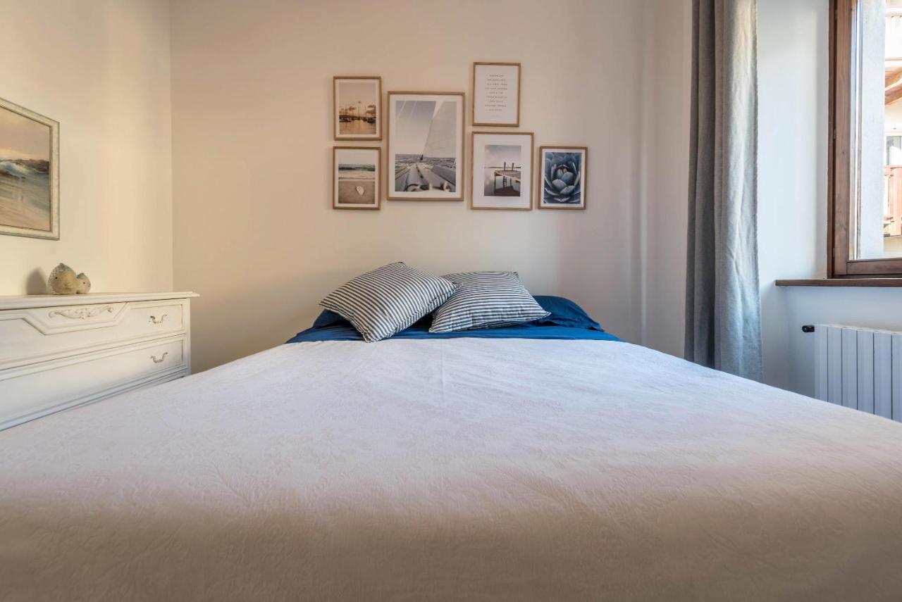 Apartamento Casa Forni Torbole Sul Garda Exterior foto