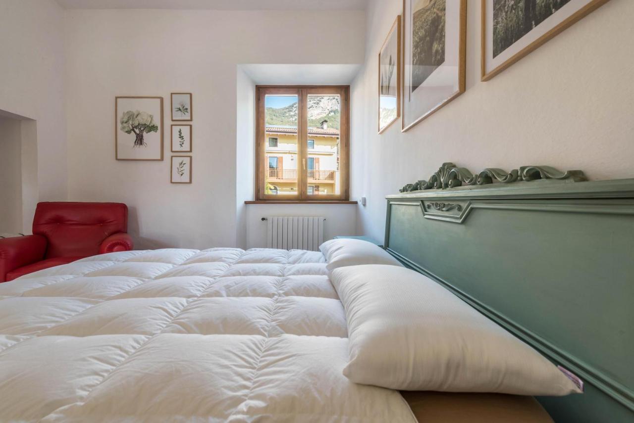 Apartamento Casa Forni Torbole Sul Garda Exterior foto