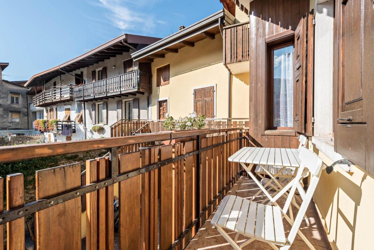 Apartamento Casa Forni Torbole Sul Garda Exterior foto