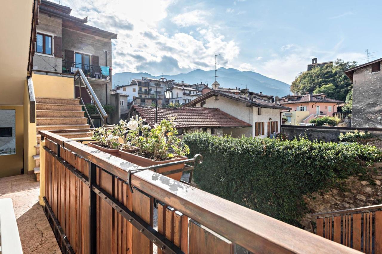 Apartamento Casa Forni Torbole Sul Garda Exterior foto